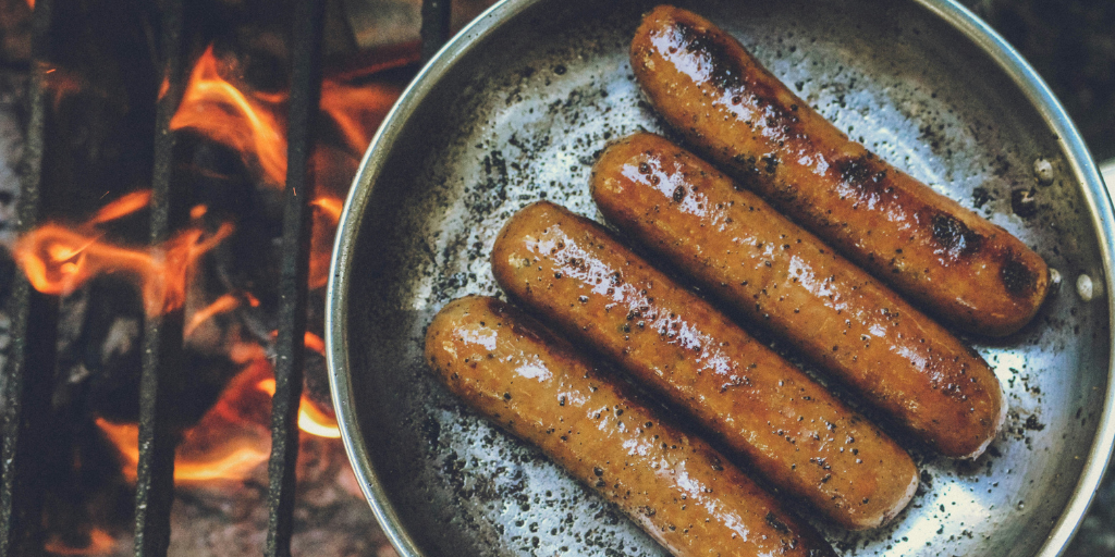 5 Outstanding Hot Dogs for a Better Cookout