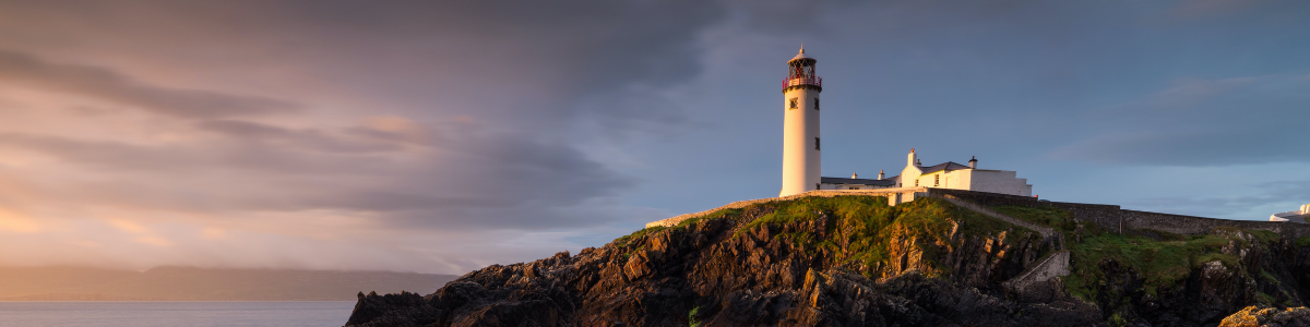 Explore the Lighthouses of Ireland